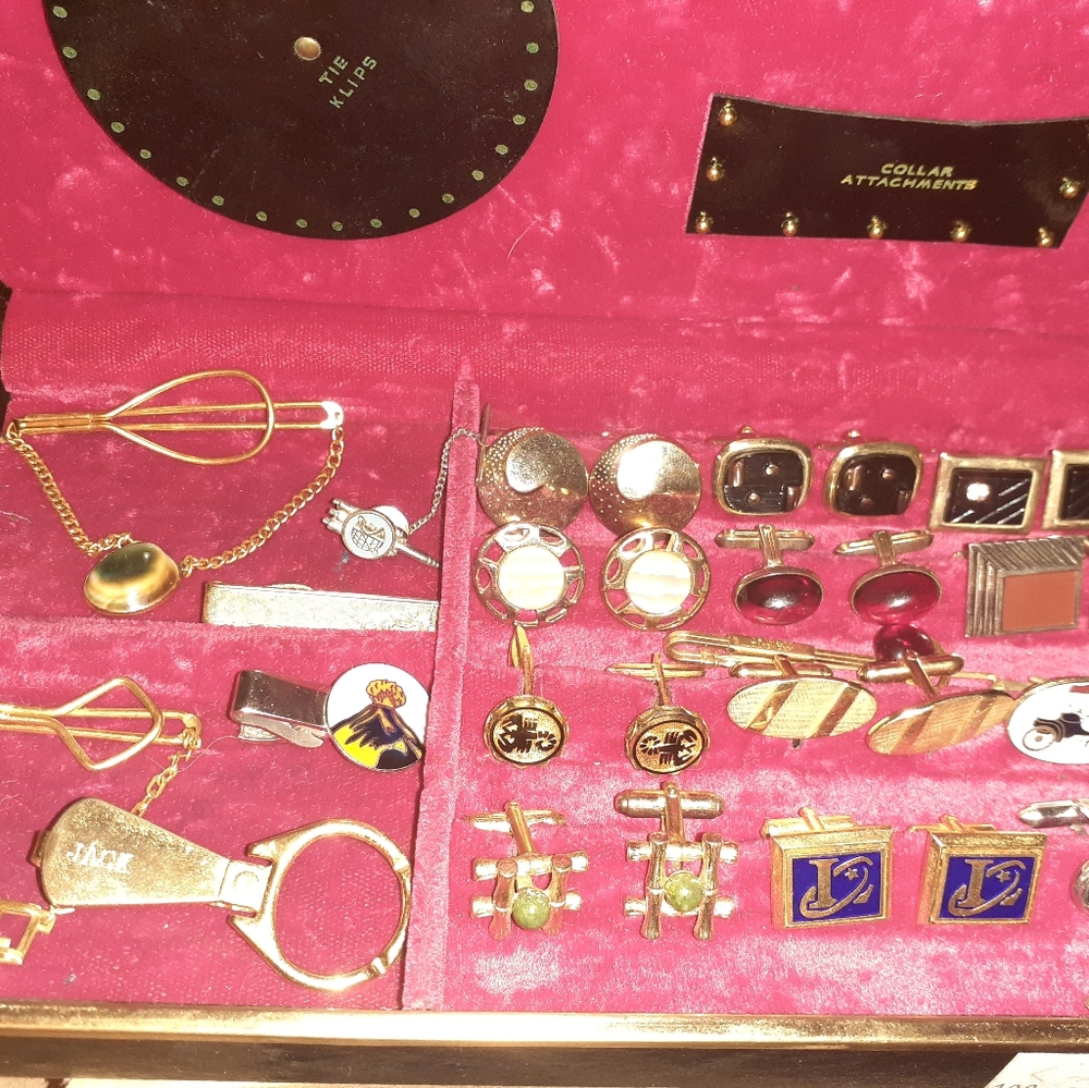 Entire Box of Swank cufflinks & tie clips